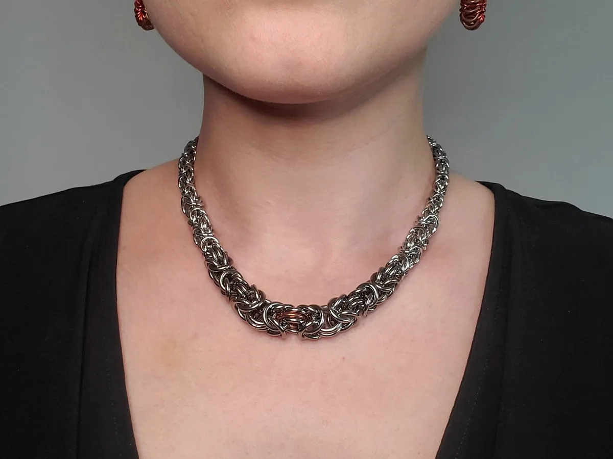 Byzantine weave necklace design